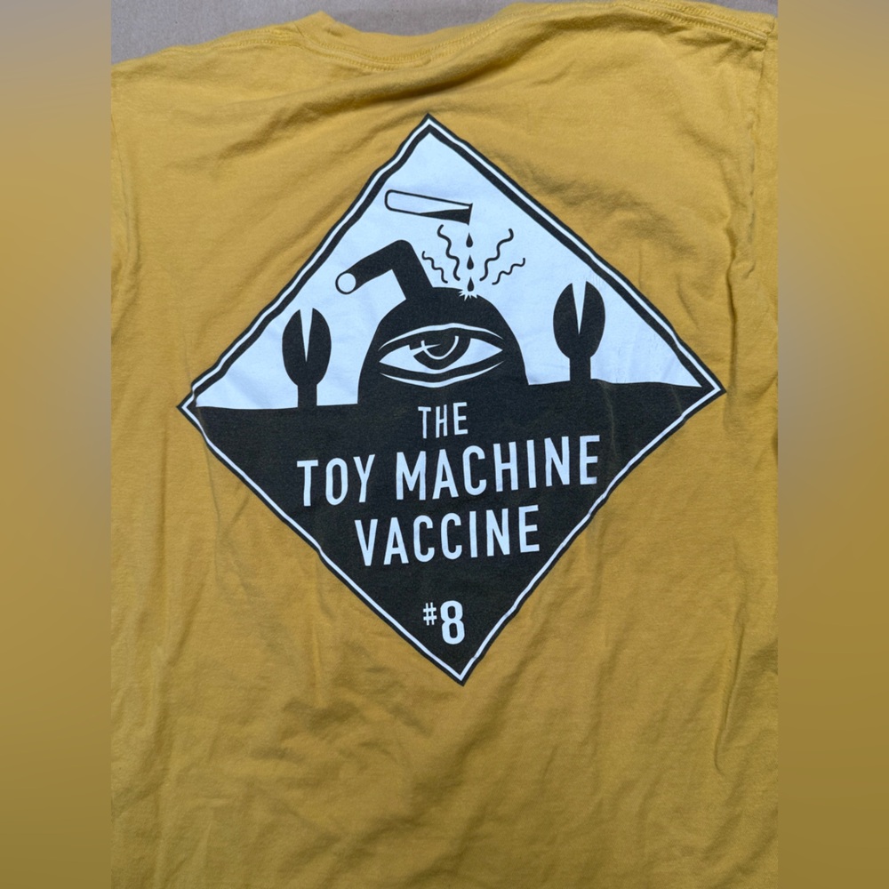 Toy Machine vaccine #8 Yellow Short Sleeve collection collectible skate T shirt - Picture 5 of 5